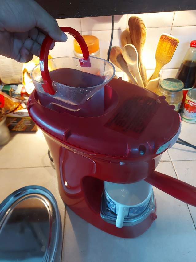 Lavazza Coffee Machine - 7 - Kitchen appliances  on Aster Vender