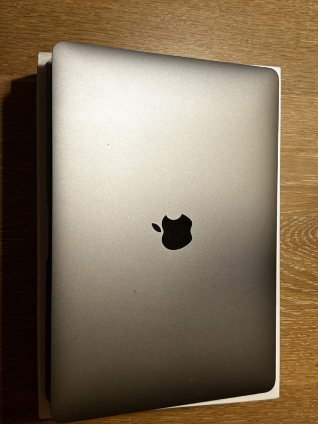 Macbook Air M1 - 512GB - 2 - Laptop  on Aster Vender