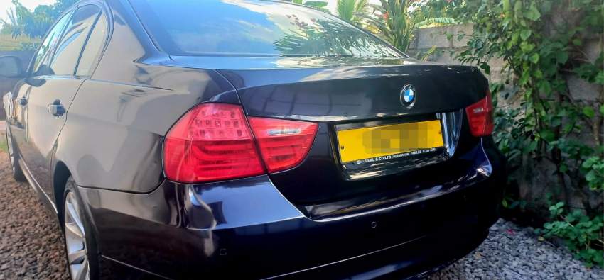 Bmw 318i Year 2009 - 2 - Compact cars  on Aster Vender