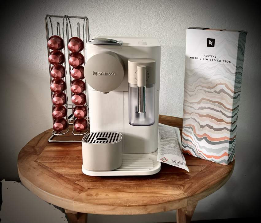 Nespresso Coffee machine - 0 - Kitchen appliances  on Aster Vender