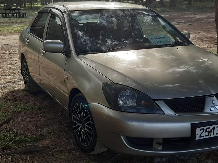 Mitsubishi LAncer GLX 08 - 0 - Family Cars  on Aster Vender