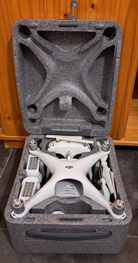 Dji phantom 4 for sale - 1 - Other Outdoor Sports & Games  on Aster Vender