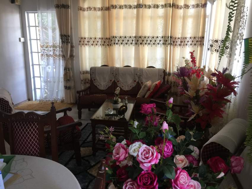  SOFA SET+DINNER TABLE - 4 - Living room sets  on Aster Vender