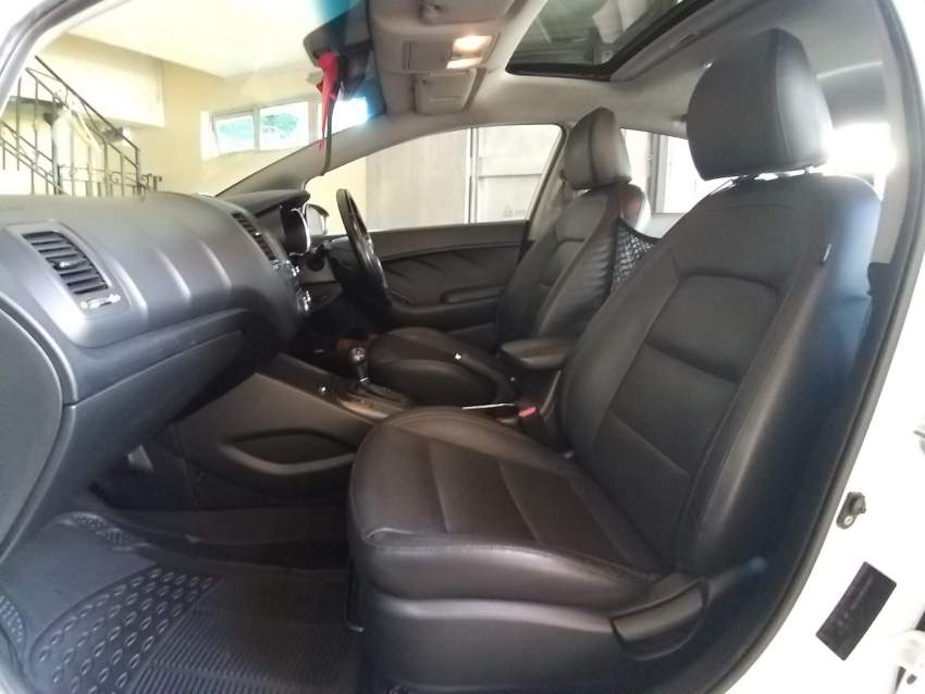 Kia Cerato 2013 with Sunroof - 5 - Luxury Cars  on Aster Vender