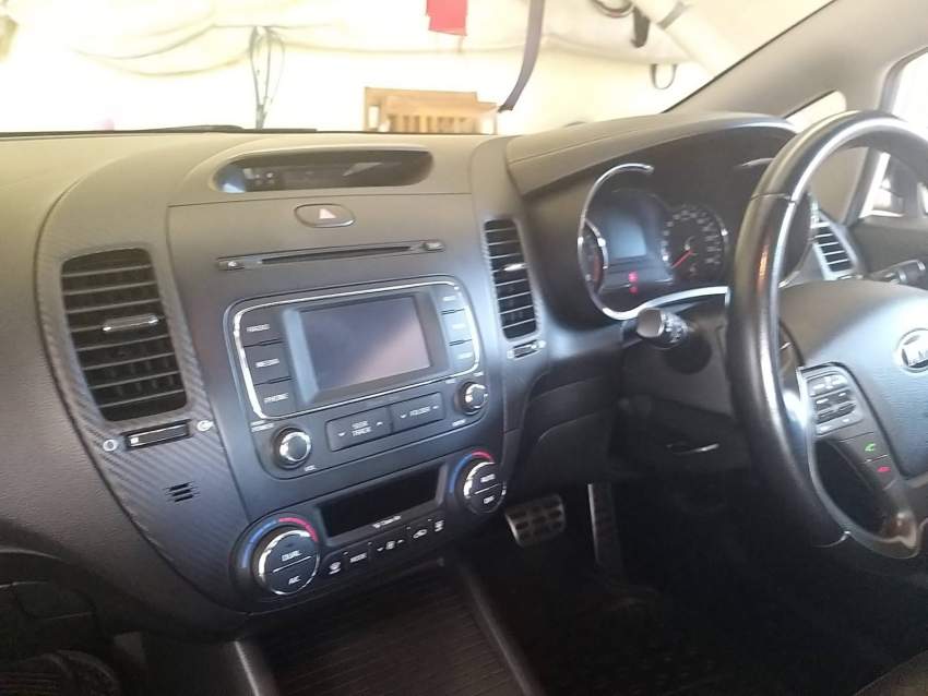 Kia Cerato 2013 with Sunroof - 4 - Luxury Cars  on Aster Vender