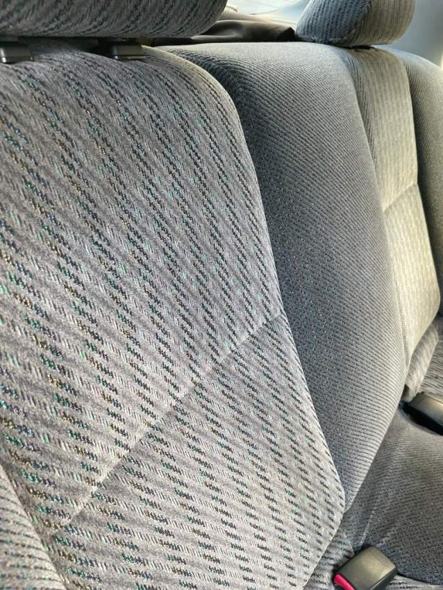 HONDA CIVIC EXI - 2 - Family Cars  on Aster Vender