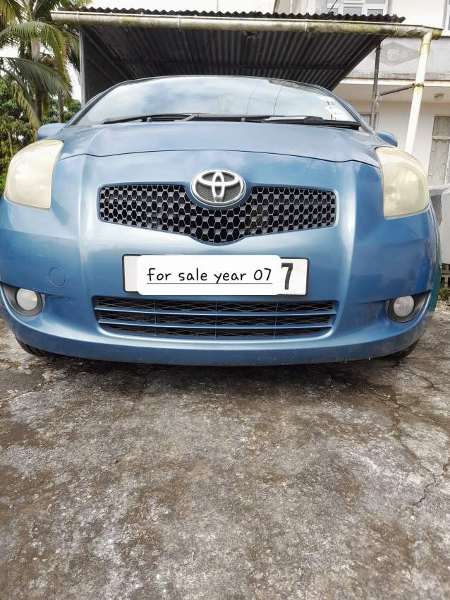 Toyota yaris - 0 - Family Cars  on Aster Vender