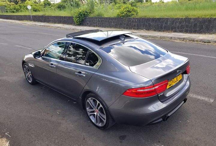 2017 Jaguar XE 25t Portfolio - 3 - Sport Cars  on Aster Vender