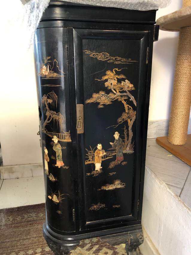 Chinese Black Laquer Bar  on Aster Vender