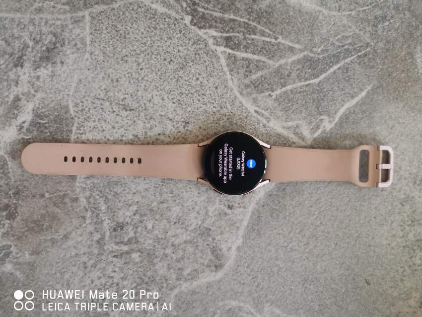 Galaxy watch4 - 0 - Smartwatch  on Aster Vender