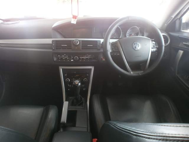 MG 6 - 4 - Family Cars  on Aster Vender