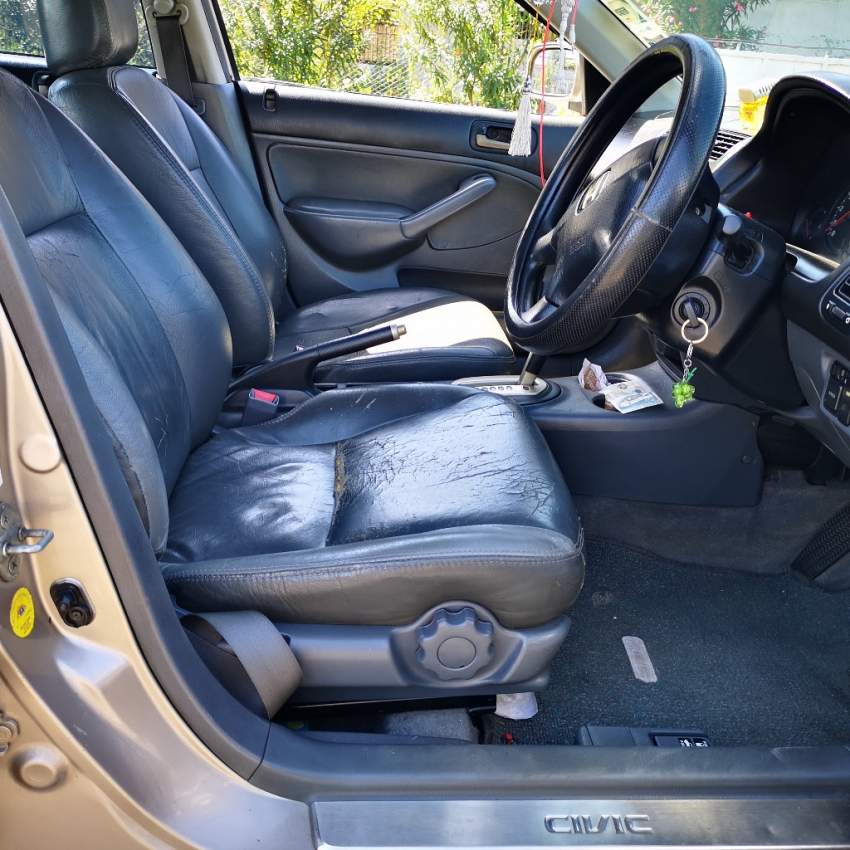 Honda Civic Es8 2001 - 4 - Compact cars  on Aster Vender