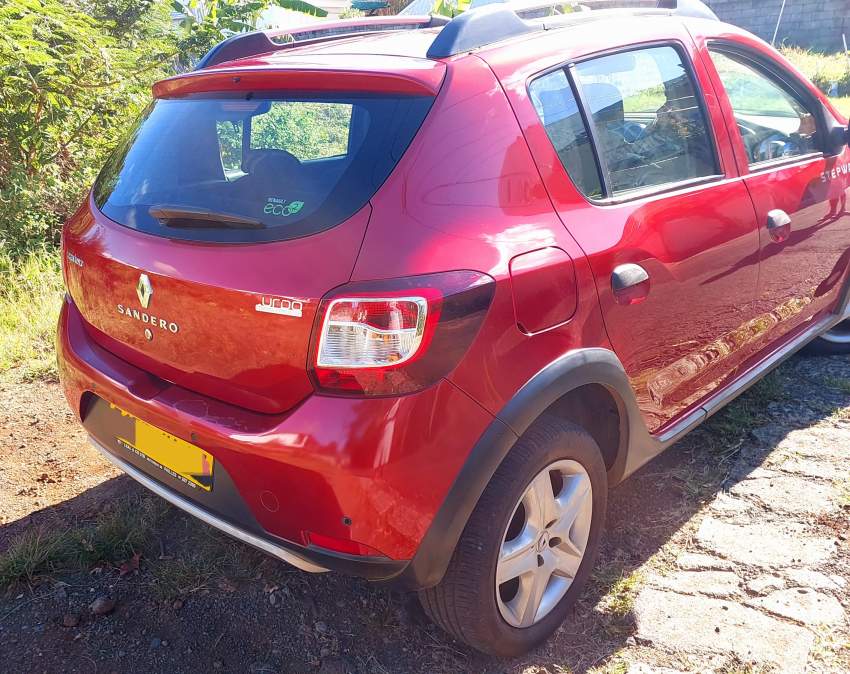 Renault Sandero Stepway 2015 Aster Vender SUV Cars