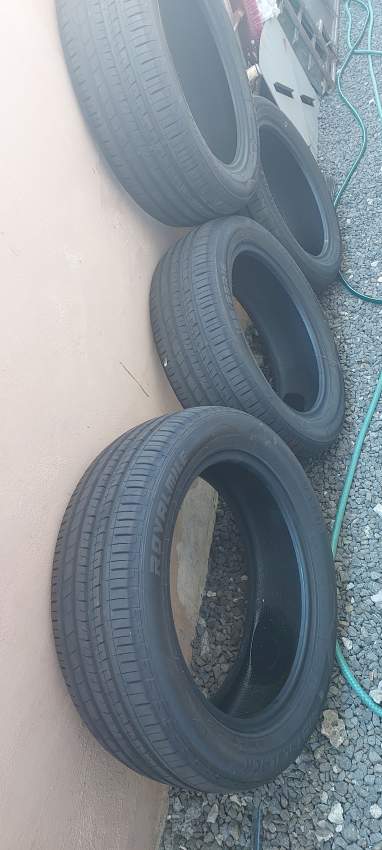 tyre - 2 - Others  on Aster Vender