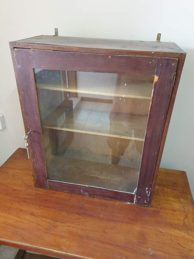 Wooden cabinet - 1 - Events  on Aster Vender