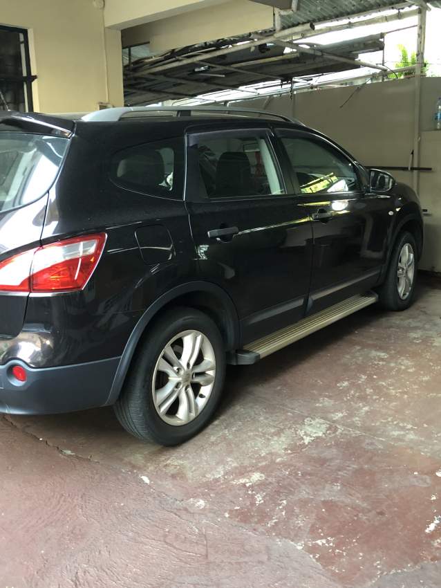 Nissan Qashqai +2 - 1 - SUV Cars  on Aster Vender