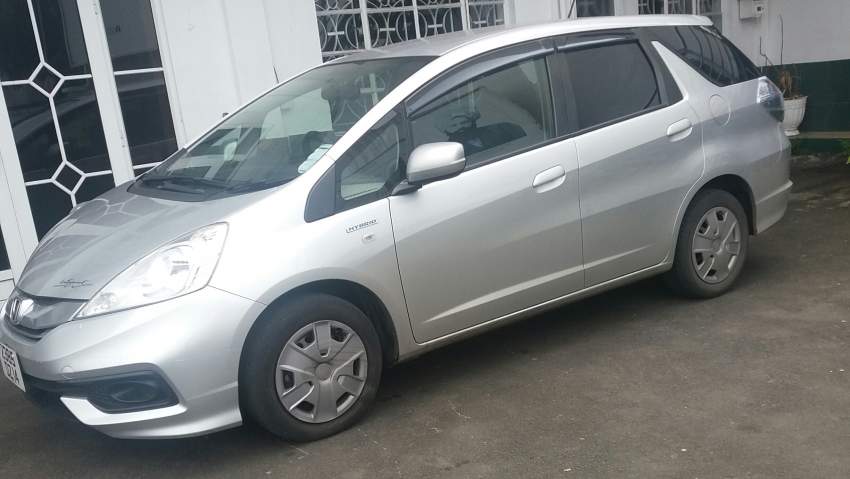 Sale of Honda Fit Shuttle - 1 - Family Cars  on Aster Vender