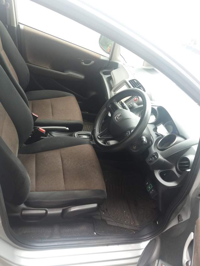 Sale of Honda Fit Shuttle - 3 - Family Cars  on Aster Vender