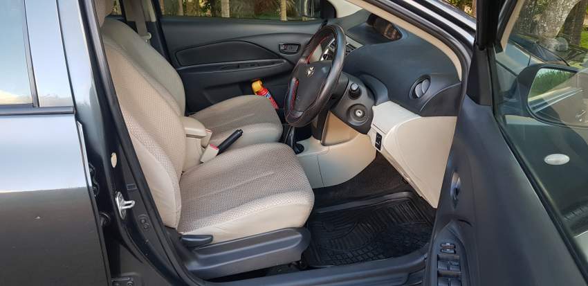 Toyota yaris - MR08 - 1.3L - Tel 59203220 - 5 - Family Cars  on Aster Vender