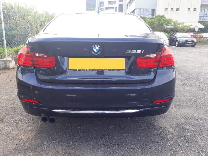 2012 BMW 328i Luxury Line - 4 - Luxury Cars  on Aster Vender