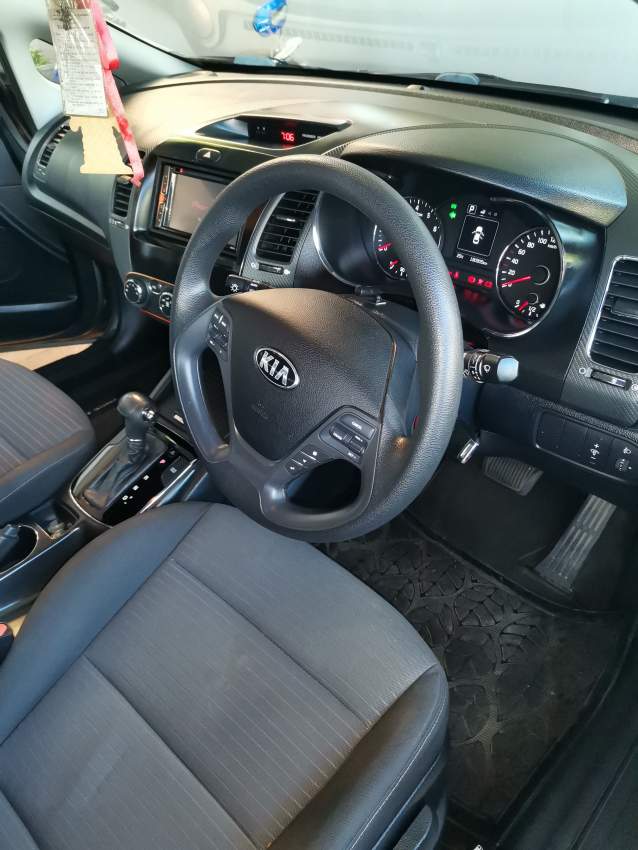 kia cerato - 1 - Family Cars  on Aster Vender