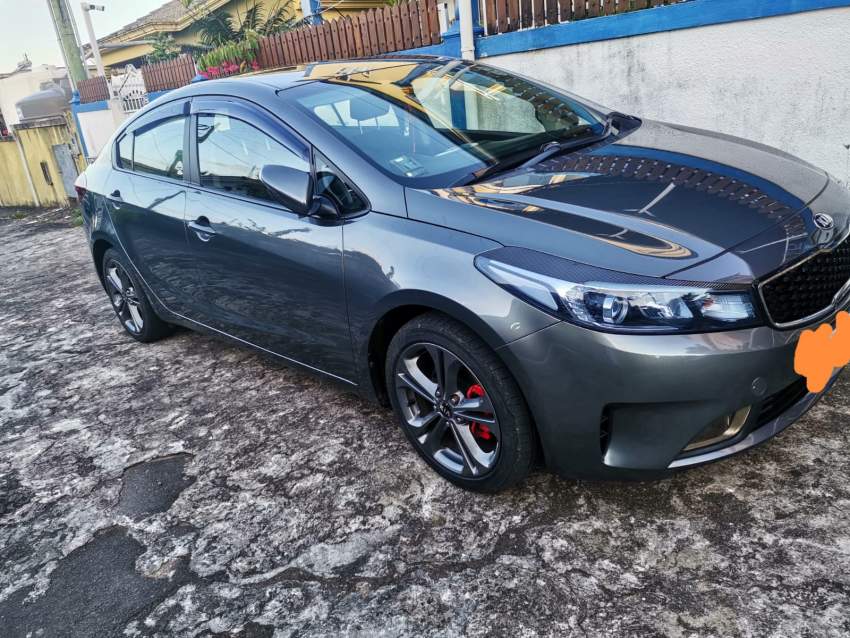 kia cerato - 3 - Family Cars  on Aster Vender