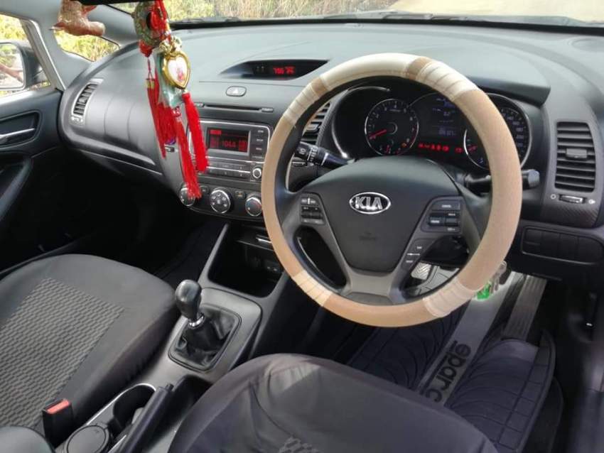  Kia Cerato Year 2013 A vendre - 3 - Family Cars  on Aster Vender