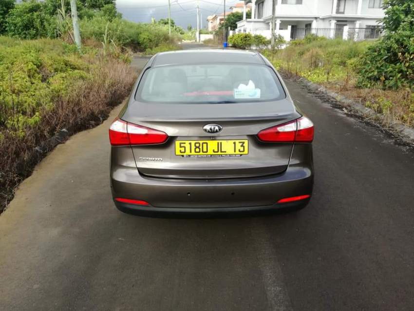 Kia Cerato Year 2013 A vendre - 4 - Family Cars  on Aster Vender
