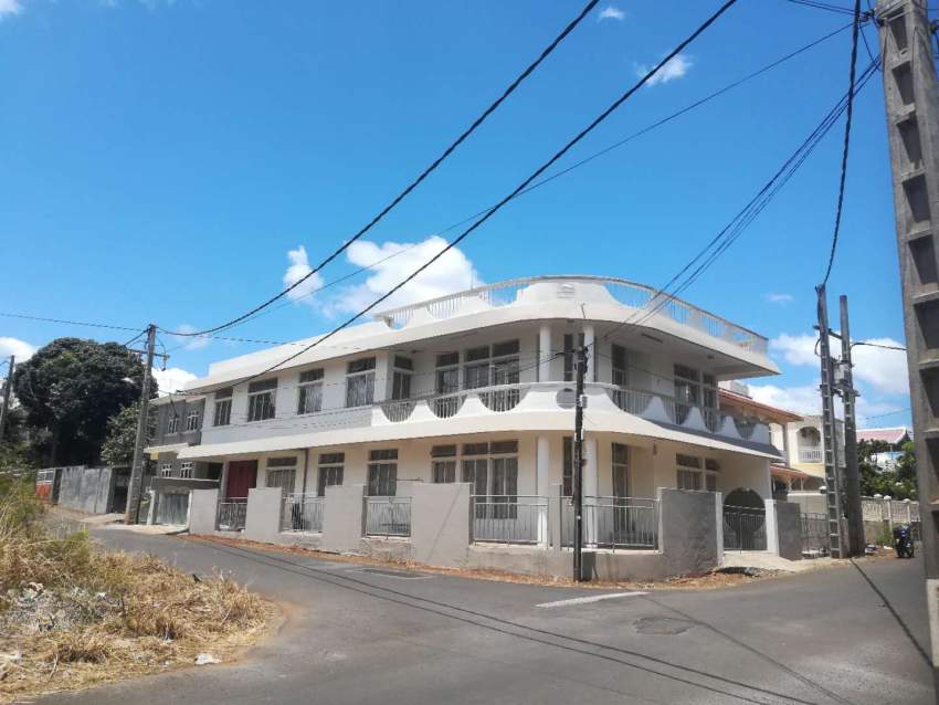 House - 1 - House  on Aster Vender