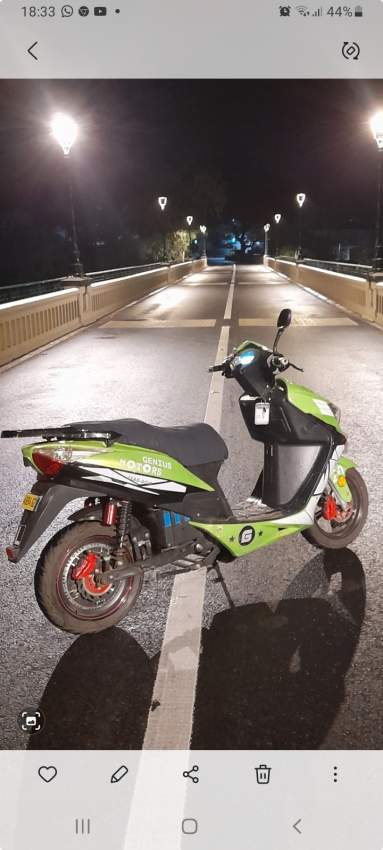 ELECTRIC SCOOTER - 1 - Electric Scooter  on Aster Vender