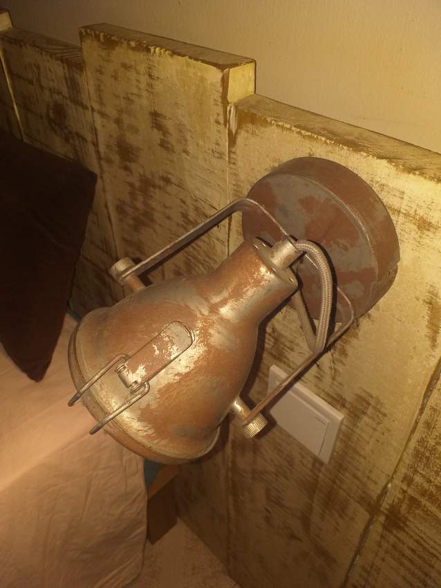 Tete de lit - 2 - Bedroom Furnitures  on Aster Vender