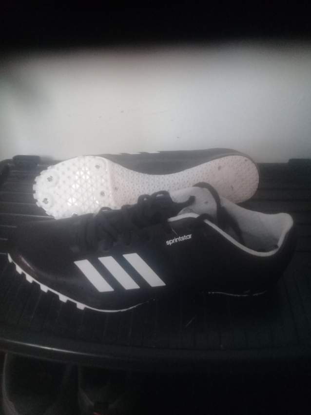 spikes shoes adidas size 42 - 0 - Sports outfits  on Aster Vender