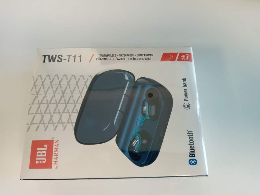 Sale of New Earbuds JBL by Harman on Aster Vender