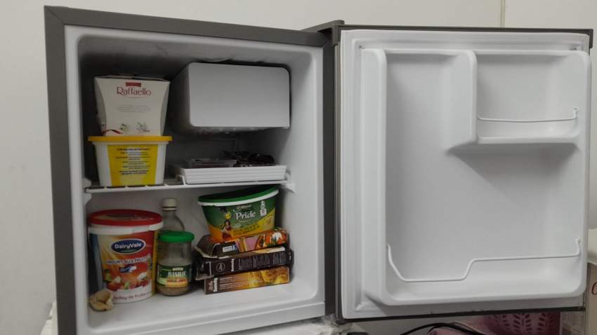 Hisense Minibar Fridge H65RTS - 1 - Others  on Aster Vender