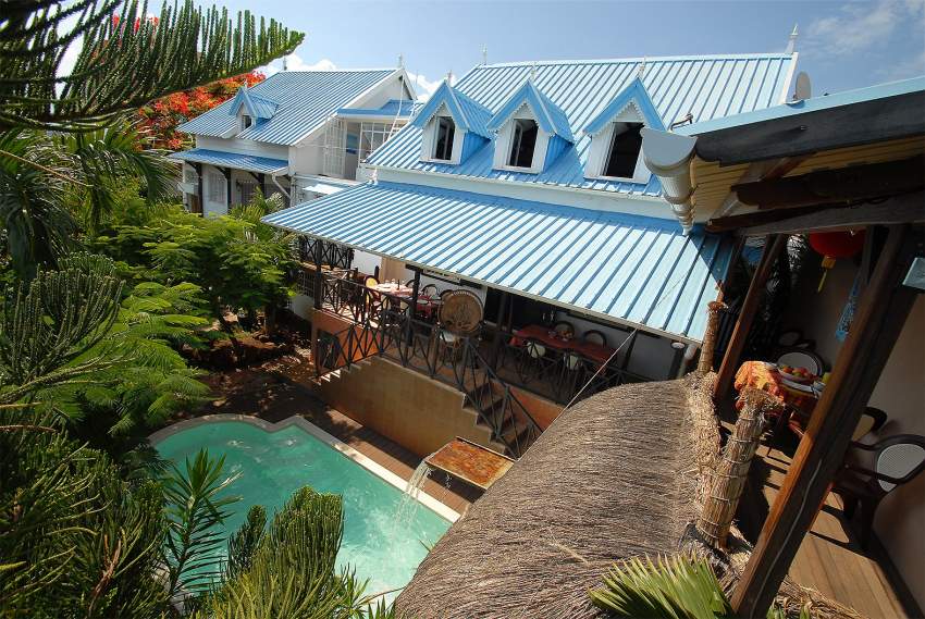 Pointe aux Sables, beautiful architect's house, with sea view, Rs16M  - 0 - House  on Aster Vender