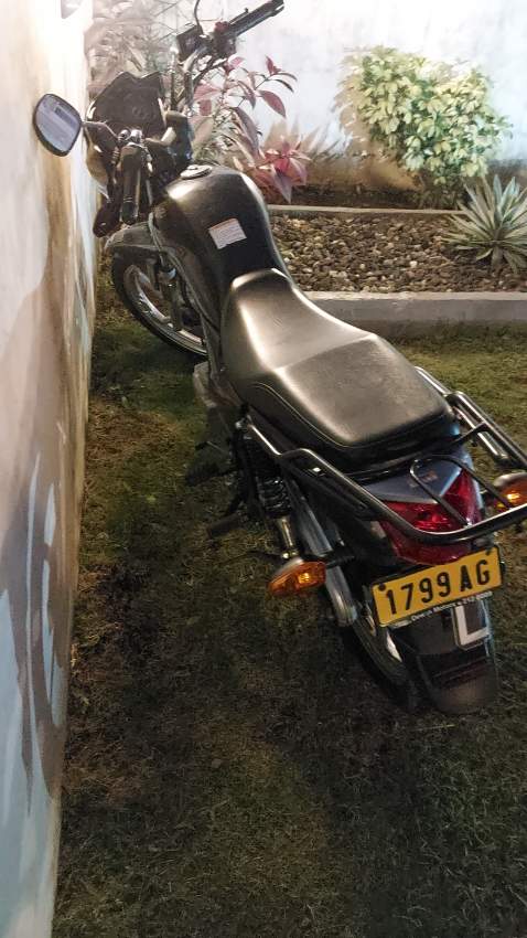 Motorcycle - 0 - Roadsters  on Aster Vender