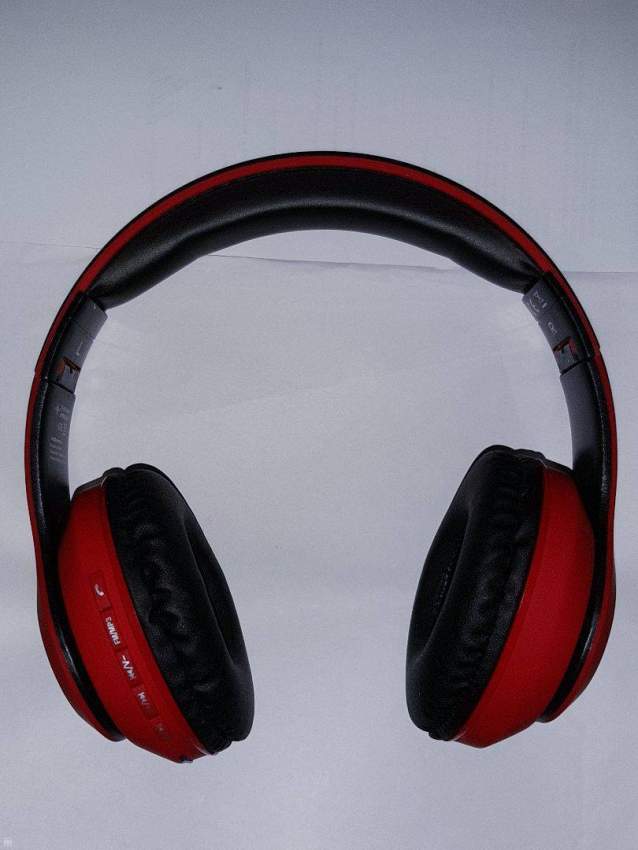 VOLKANO WIRELESS HEADSET 15 HOURS WITH FM - 1 - Other phone accessories  on Aster Vender