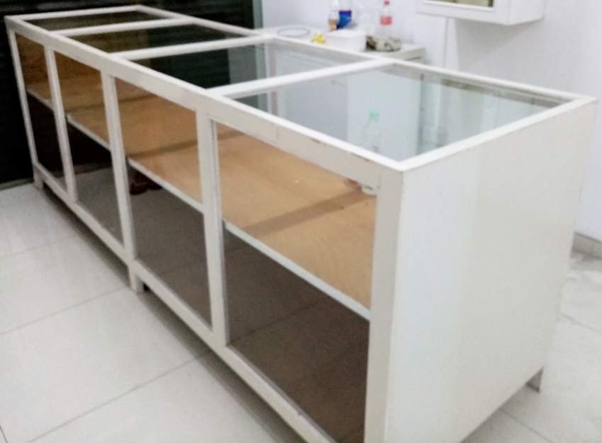 Wooden Display / Vitrine en bois - 3 - Other storage furniture  on Aster Vender