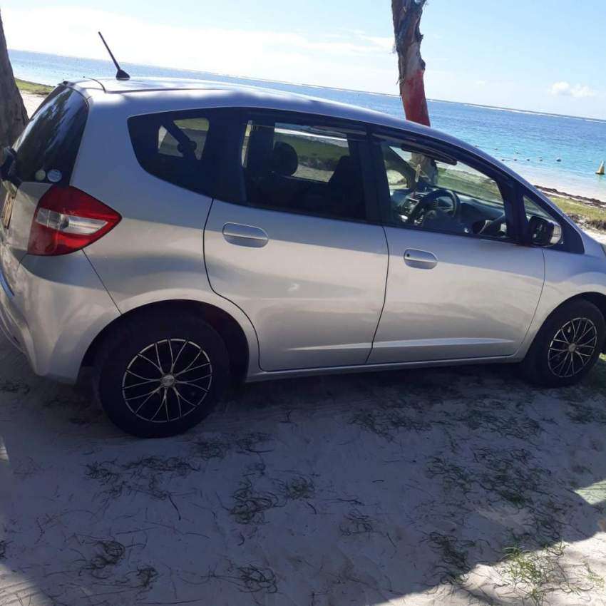 Car for sale - 2 - Family Cars  on Aster Vender