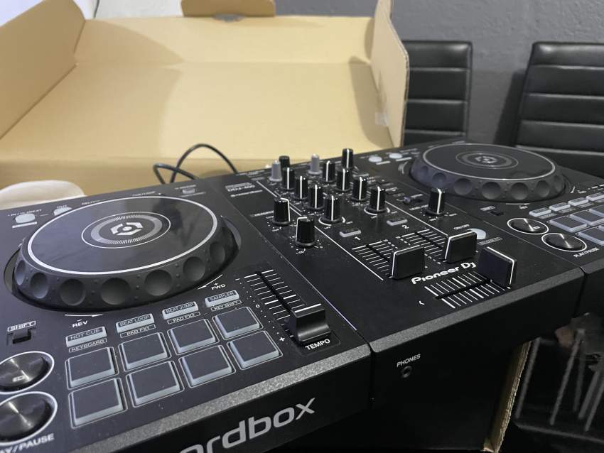 Pioneer Rekordbox DDJ-400 on Aster Vender