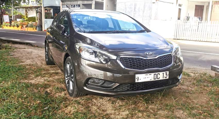 KIA CERATO - 1 - Family Cars  on Aster Vender