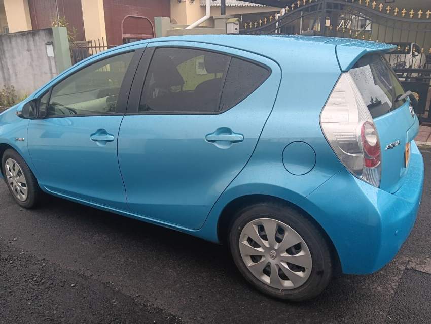 Toyota Aqua year 2014 on Aster Vender