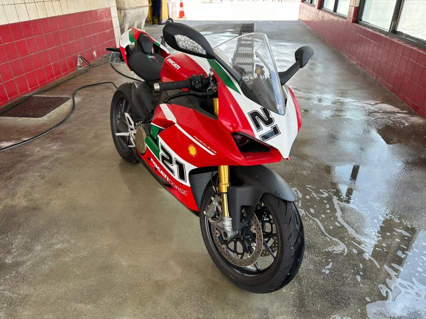 Ducati panigale v2 special edition 2022