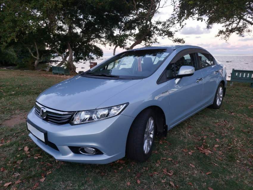 Honda Civic 2012 - 2 - Family Cars  on Aster Vender