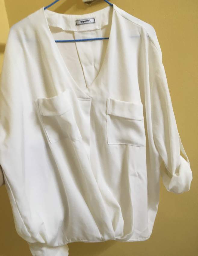 Chemisier blanc S/M - 0 - Tops (Women)  on Aster Vender