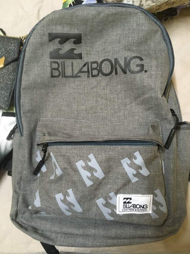 Sac à dos gris-Billabong - 0 - Shorts (Boys)  on Aster Vender