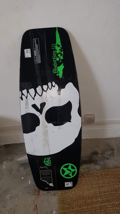 Distortion 111 Wakeskate - 1 - Skateboard & Hoverboard  on Aster Vender