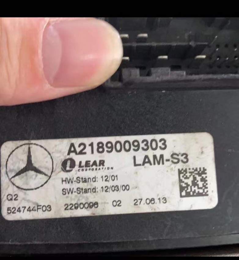 Boitier phare mercedes A, Cla, Gla - 1 - Spare Parts  on Aster Vender