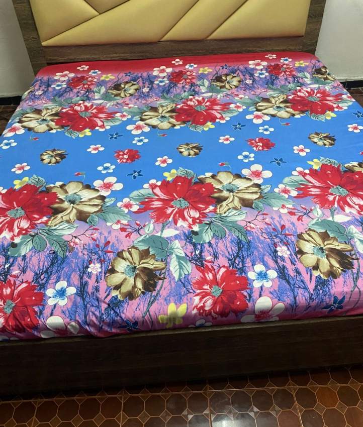 King Size Bed With Mattress - 0 - Bedroom Furnitures  on Aster Vender