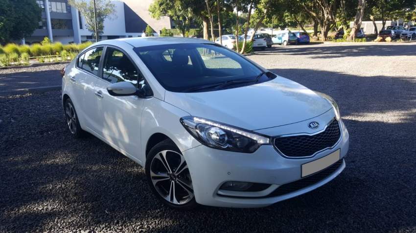 2013 Kia Cerato 1.6 Sedan - 0 - Luxury Cars  on Aster Vender